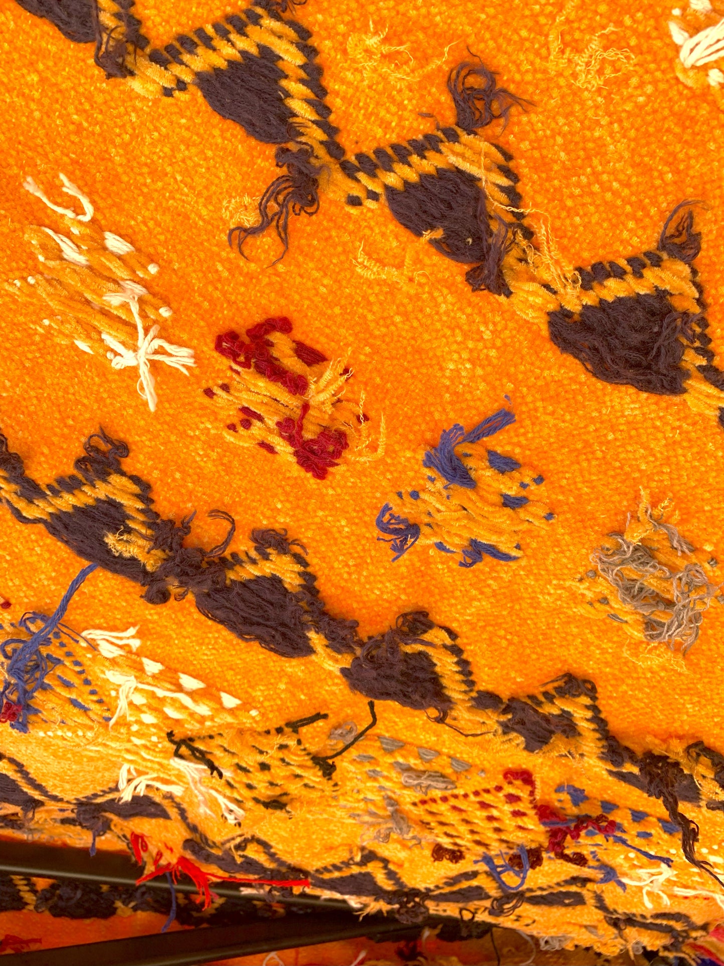 Handwoven Moroccan Rug – Golden Desert Harmony