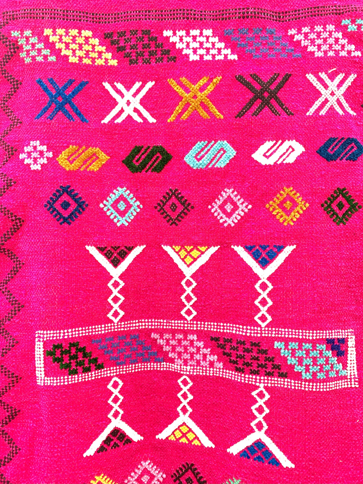 Handwoven Moroccan Rug – Soft Blush Pink