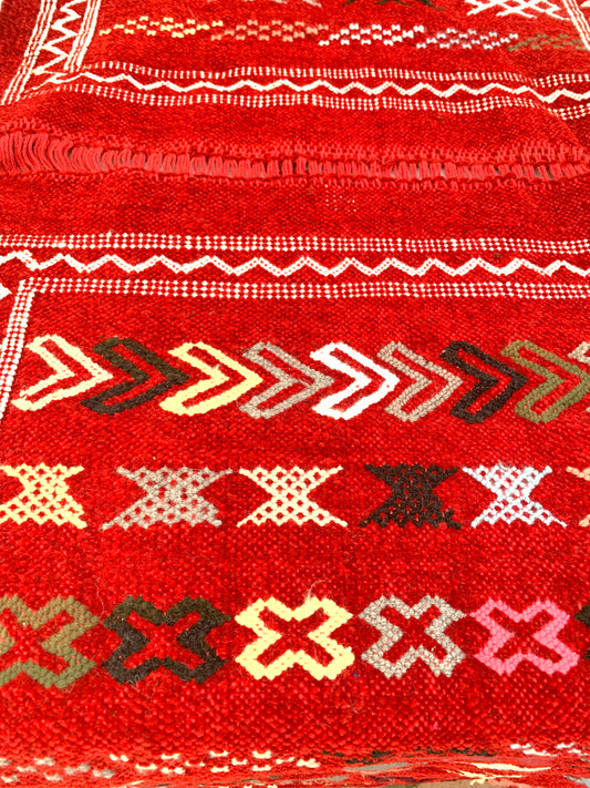 Handwoven Moroccan Rug – Deep Red Elegance